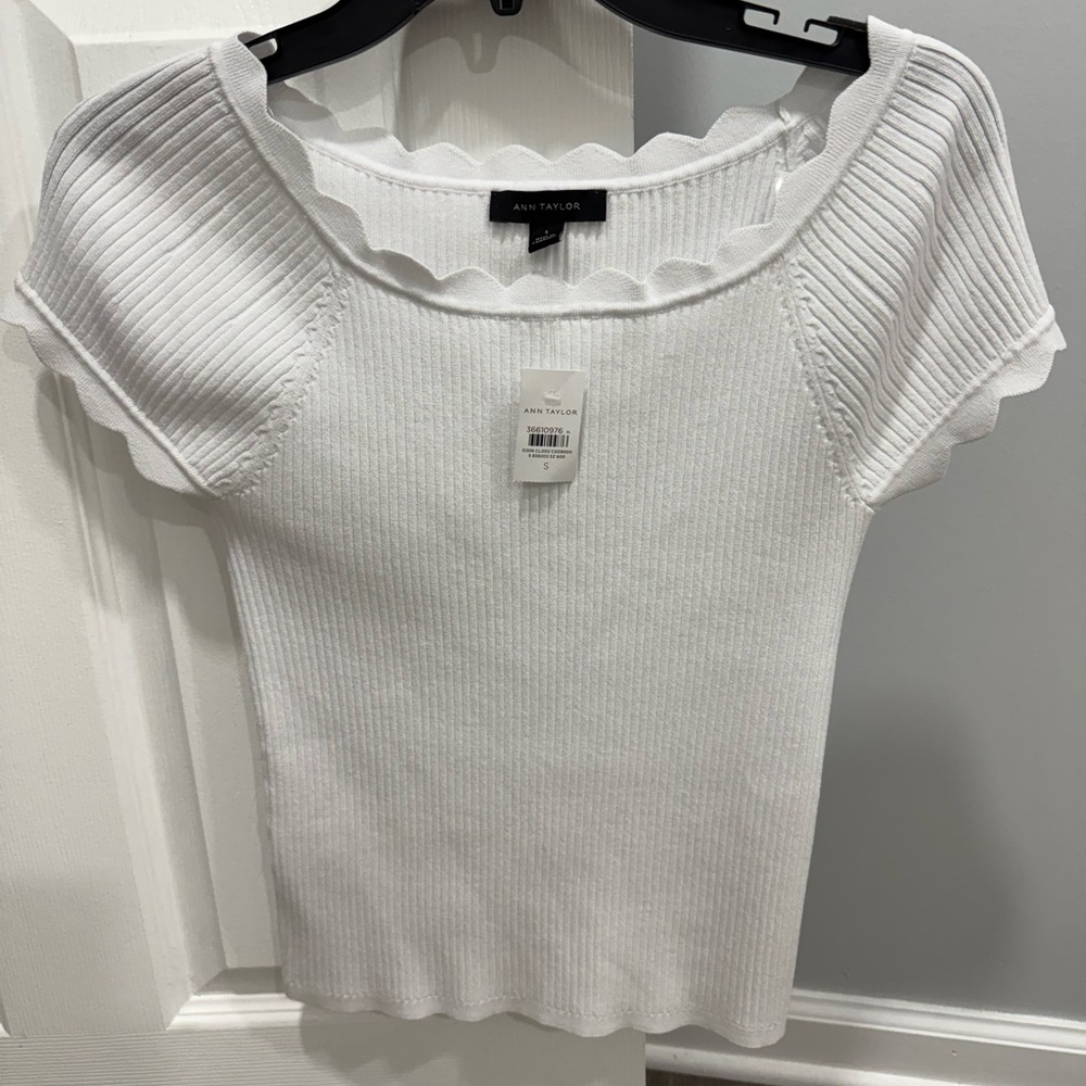 Ann Taylor Scalloped White Knit Tee